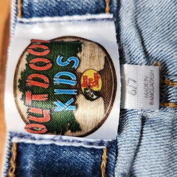 Outdoor Kids Bass Pro Shop Jean Shorts size 6/7 - Picture 2 of 5